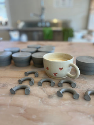 Créer votre coin poterie à la maison : astuces et inspirations